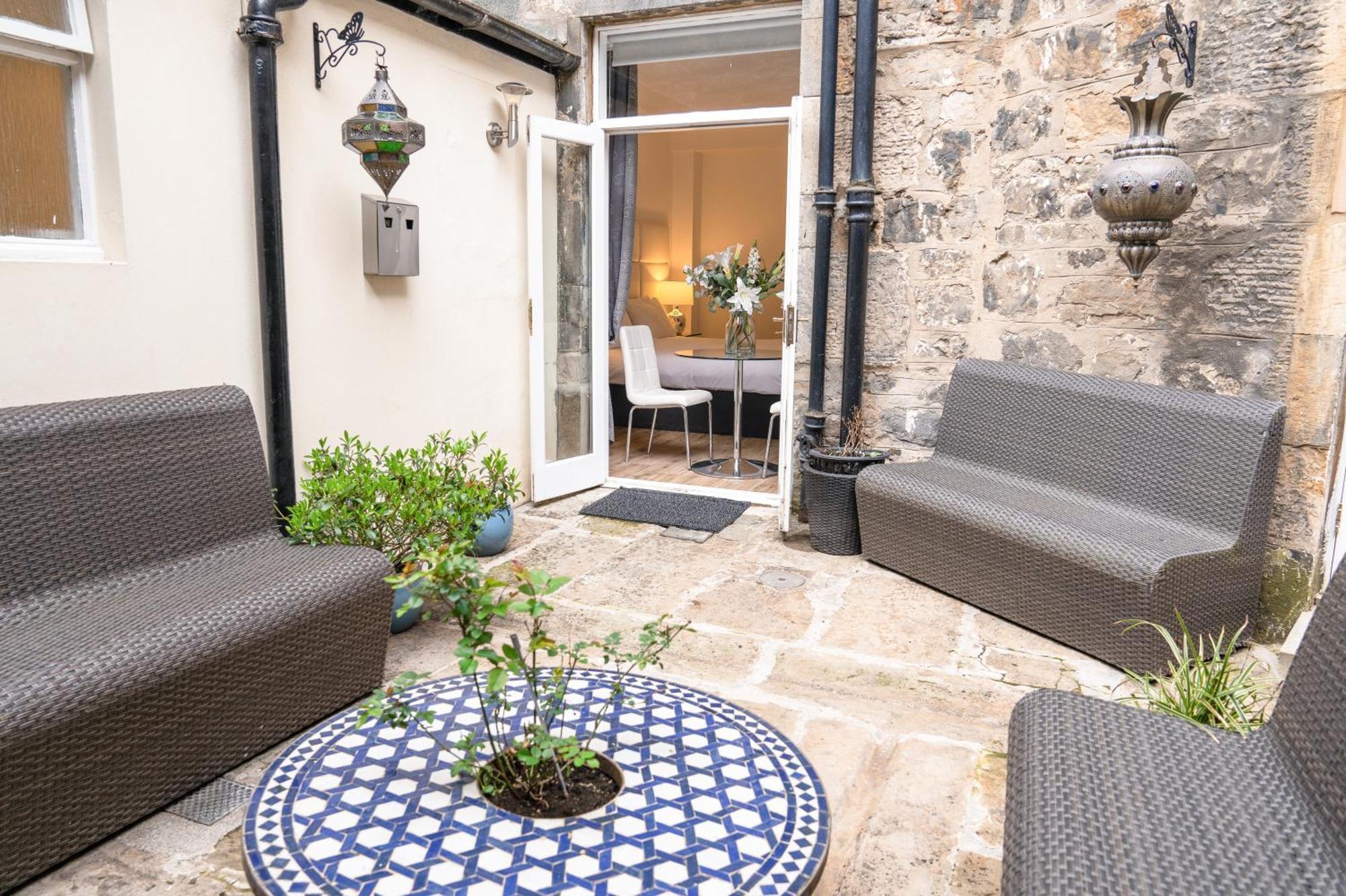 Edinburgh Castle Apartments Exterior foto